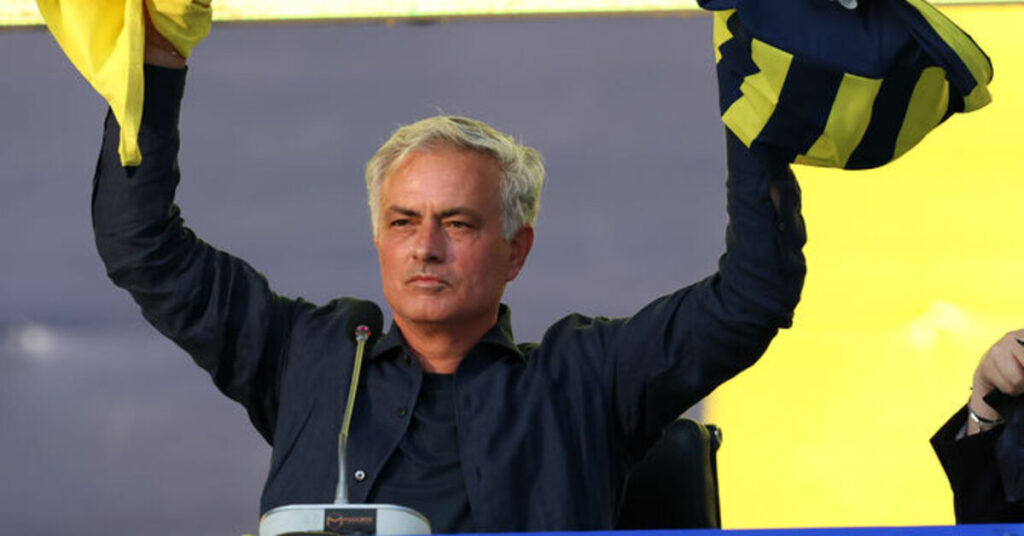 Mourinho Fenerbahçe Kampına Sabırsızlanıyor