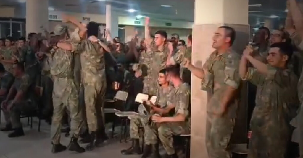 “Türkiye ve Azerbaycan Coşkusu: EURO 2024 Zaferi Kutlandı” – 49 karakter