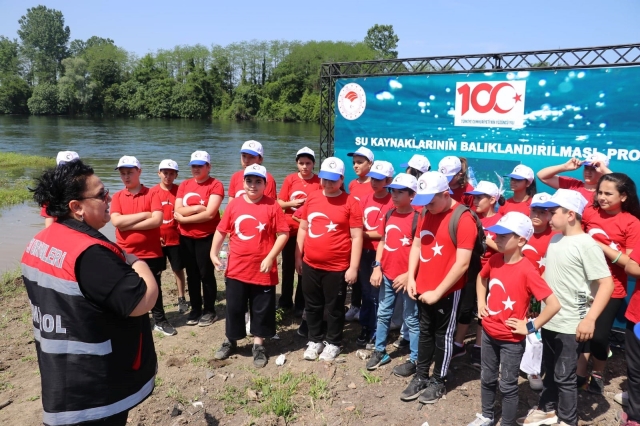 Yeşilırmak Nehri’nin Balık Popülasyonu Zenginleşiyor