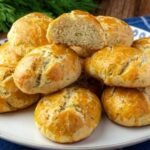 Leziz Dereotlu Poğaça Tarifiyle Kahvaltı Keyfi!