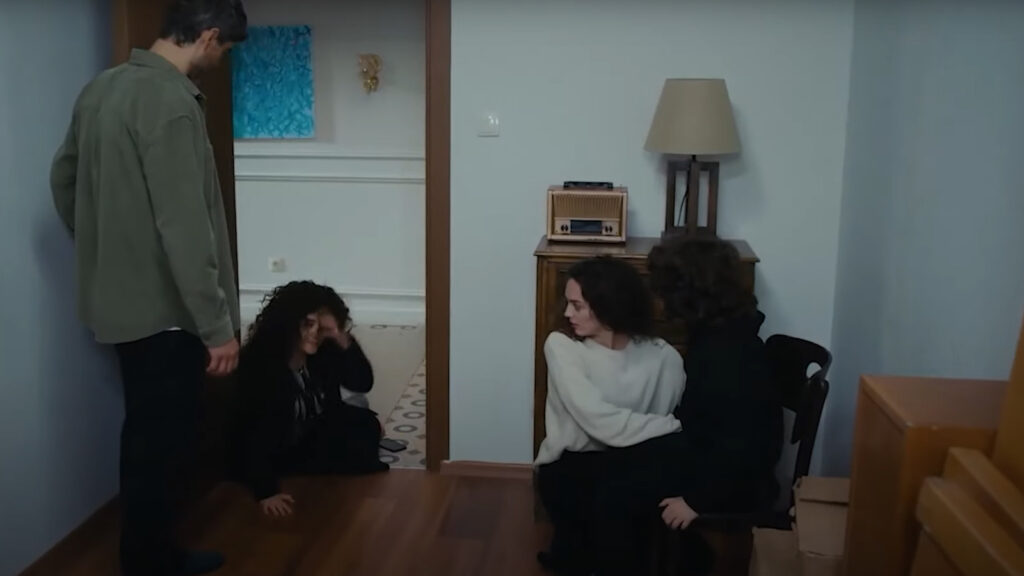 Emanet 690. Bölüm İzle – Yaman ve Seher’in mücadelesi!