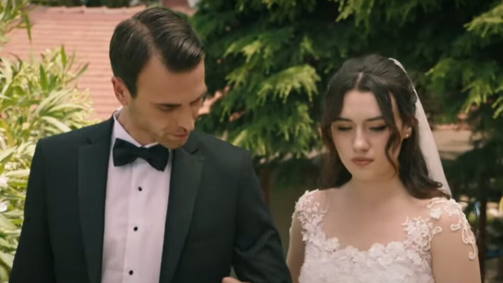 Rüzgarlı Tepe 129. Bölüm İzle!