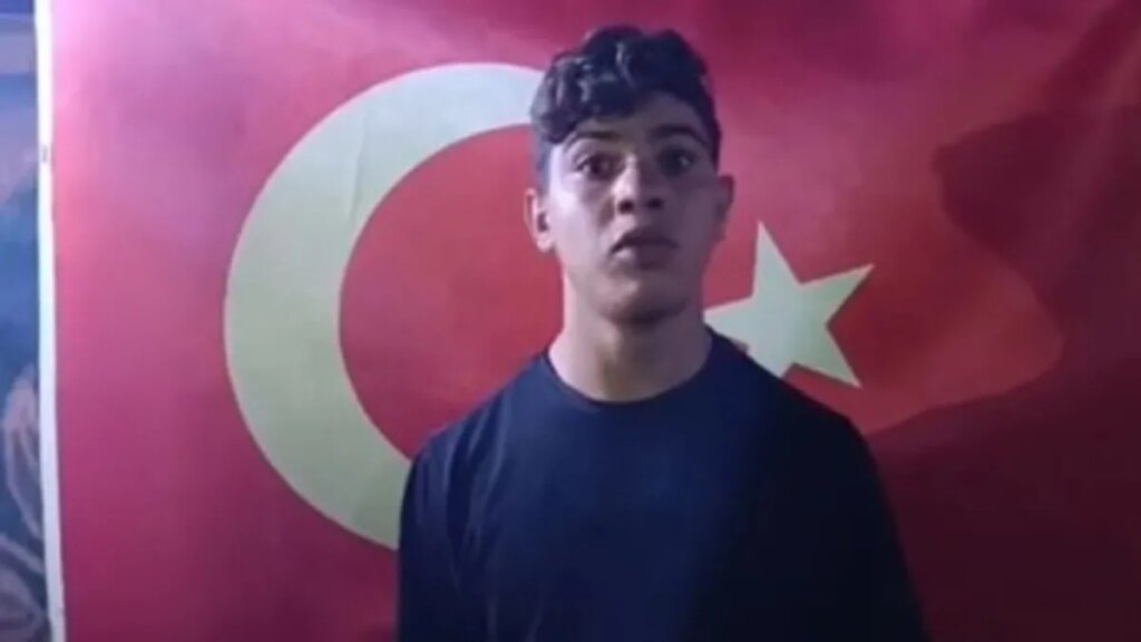 Türk Bayrağına Saldıran Şahıs Yakalandı! – MİT’in Sert Cevabı