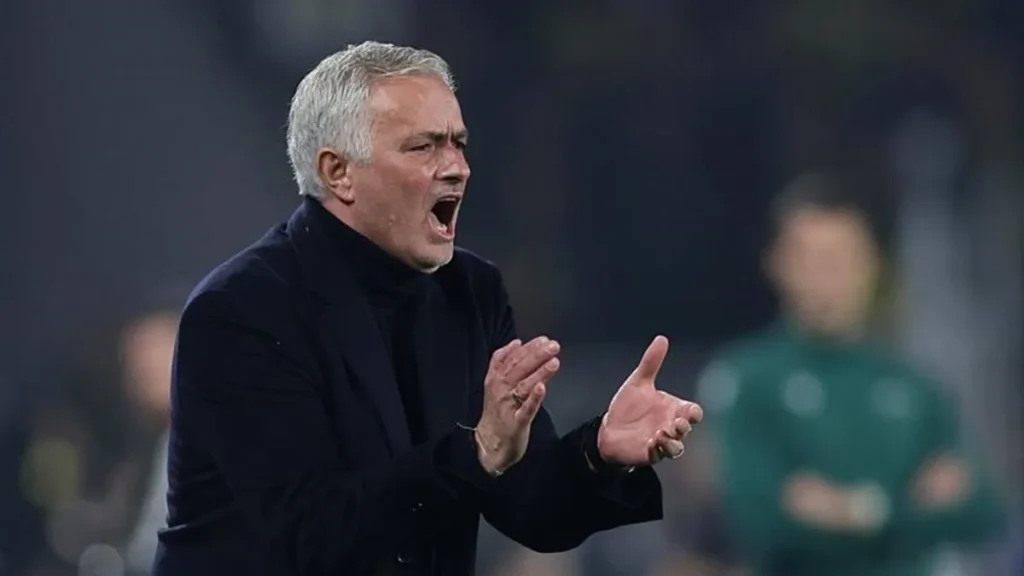 En-Nesyri’nin Göztepe Şovu Fenerbahçe’ye Moral Oldu