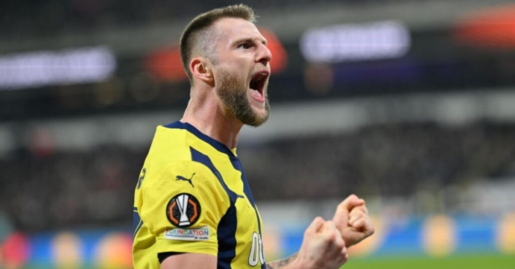 “Fenerbahçe, Anderlecht’i eleyerek son 16’ya yükseldi!”