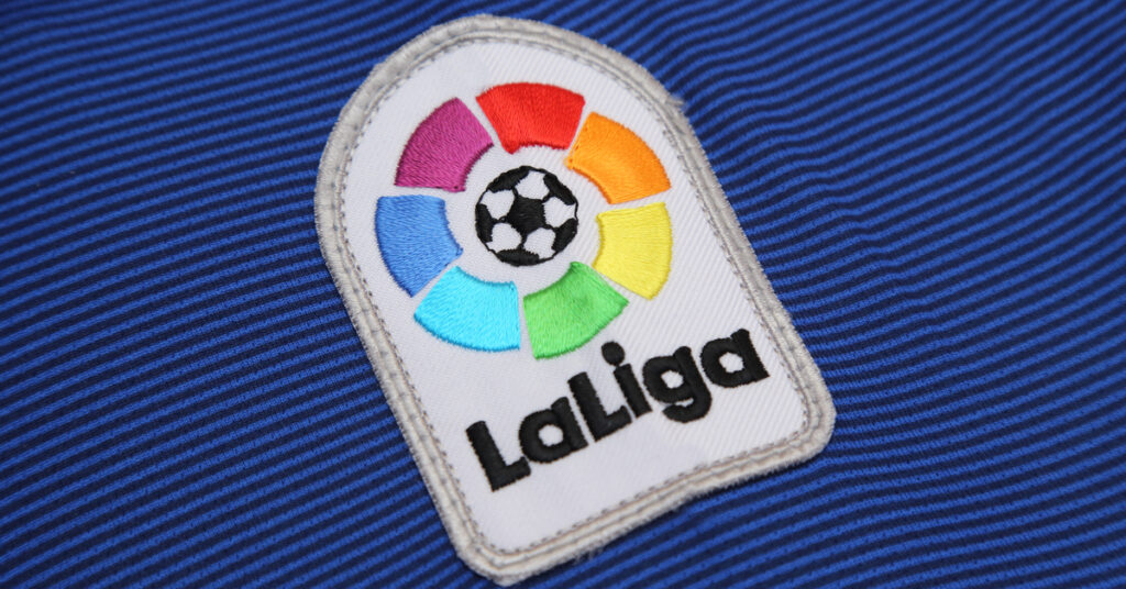 “Taraftarların İsrail’e Kırmızı Kart Gösterme Tepkisi”