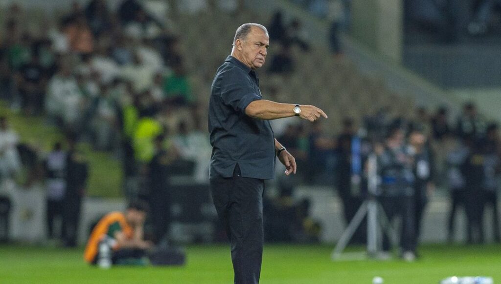 Fatih Terim’in Al Shabab’ı Uzatmada Devrildi!