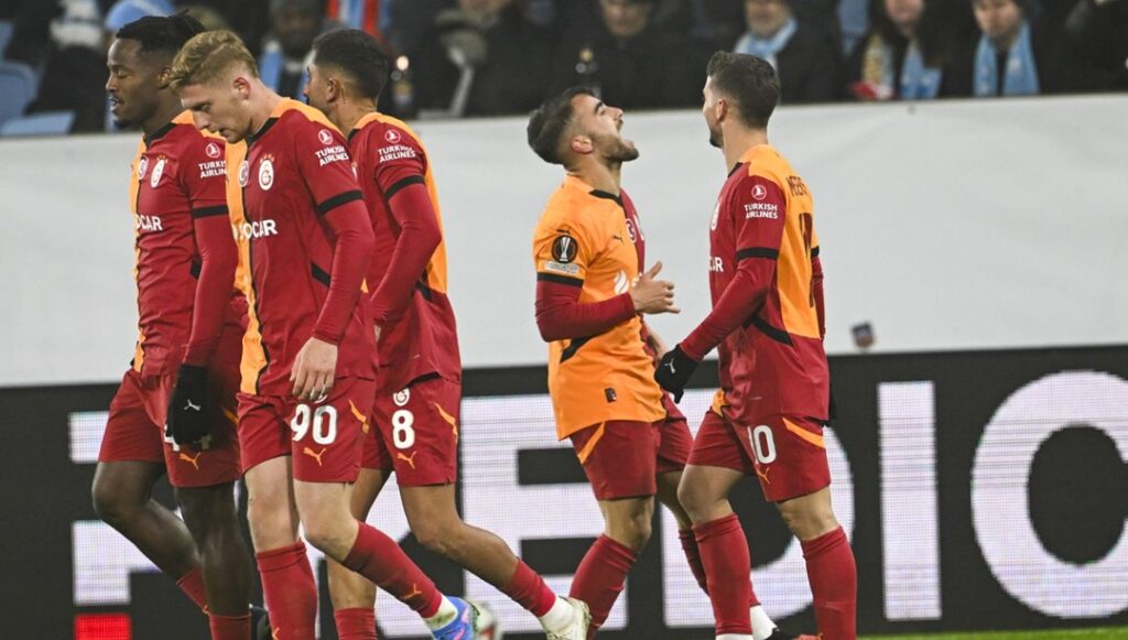 Galatasaray Tur Şansını Zora Soktu!