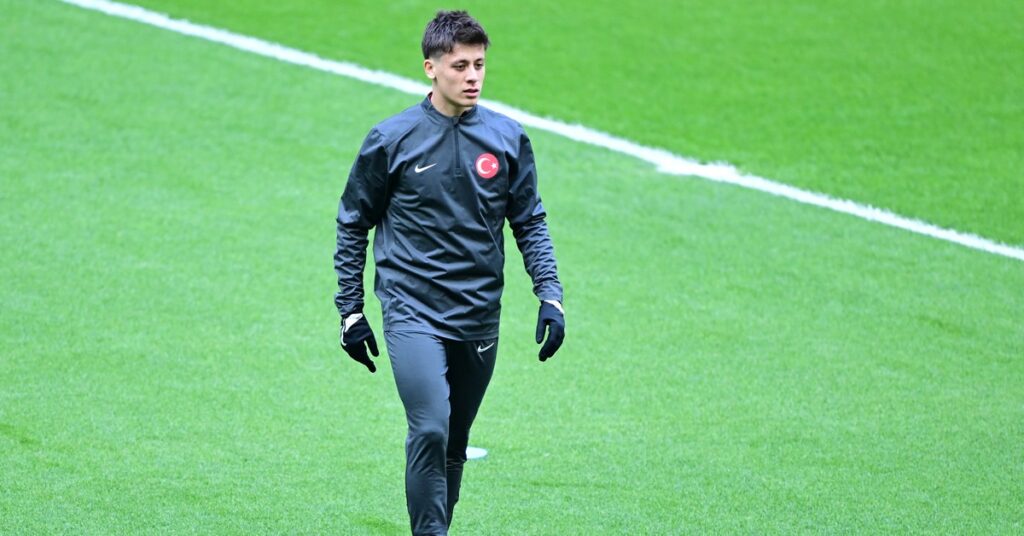 Hakan Çalhanoğlu’dan Arda Güler’e övgü dolu sözler