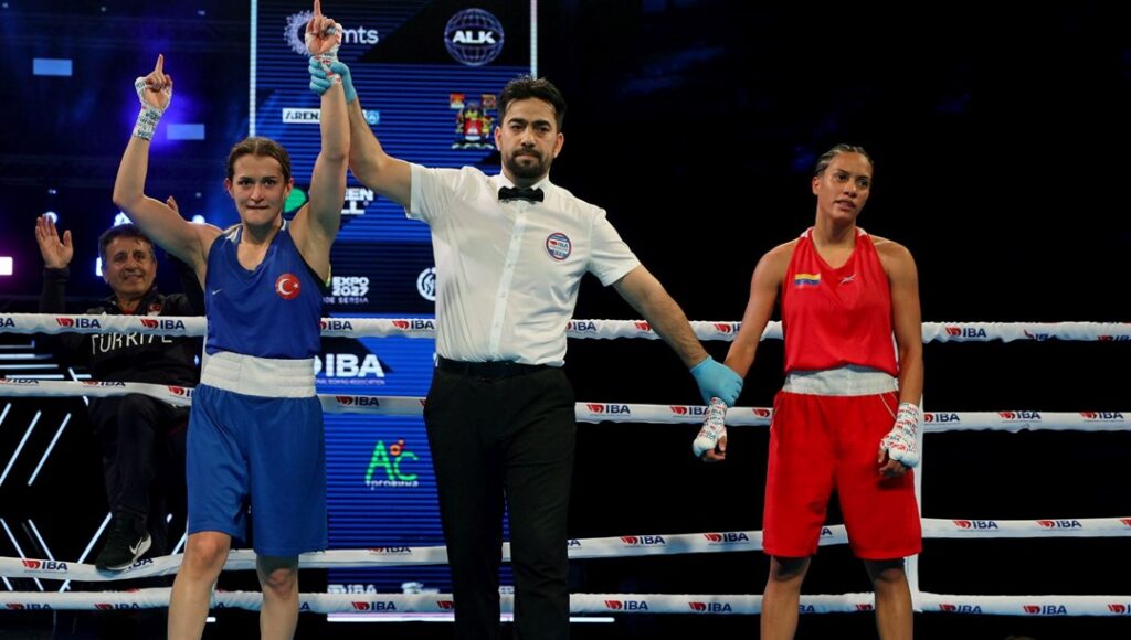 Milli sporcular yarı finalde!