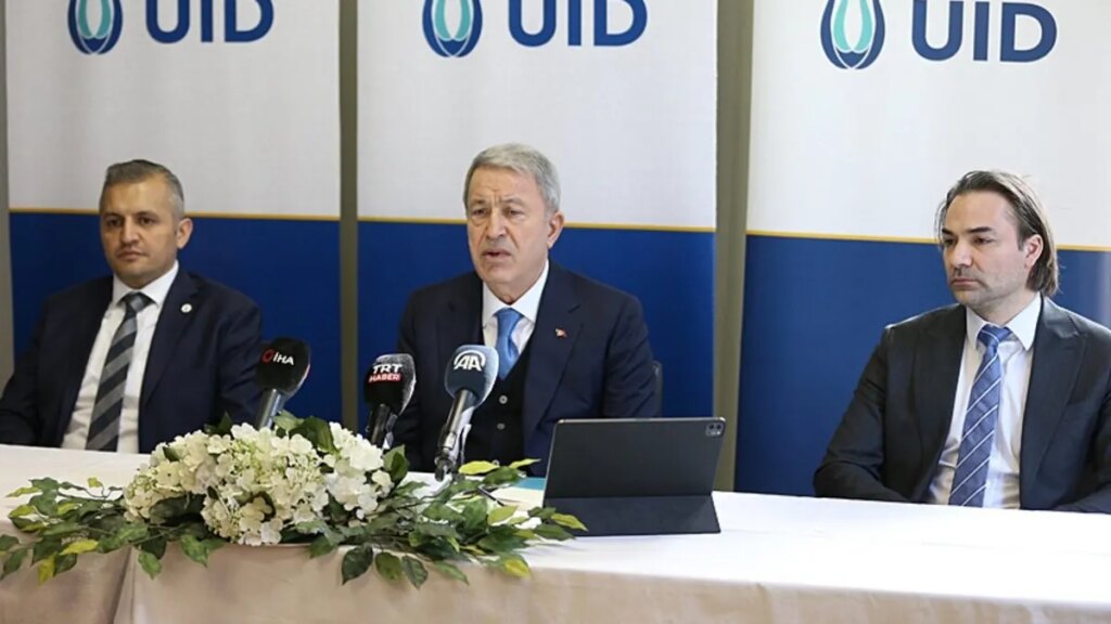 Akar: Türkiyesiz Avrupa Olamaz!