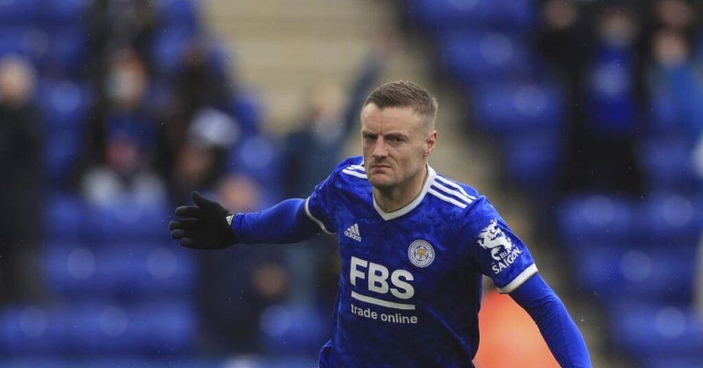 Jamie Vardy Leicester City ile Yeniden Anlaştı
