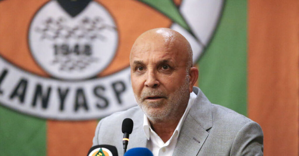 Alanyaspor Başkanı Hasan Çavuşoğlu Yeniden Seçildi