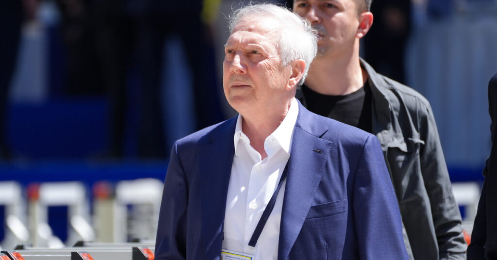 Aziz Yıldırım: “Kavgayı Kışkırtanları Fenerbahçelilerin Vicdanına Bırakıyorum”