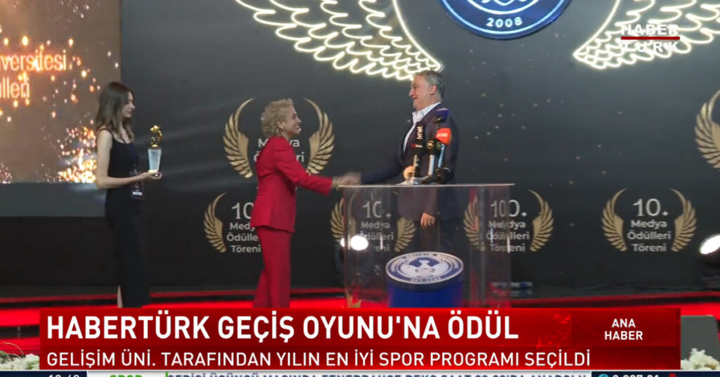 ‘Geçiş Oyunu’ Yılın En İyi Spor Programı seçildi!