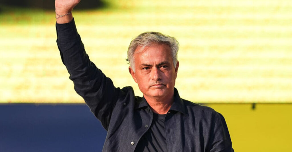 Fenerbahçe Hazırlıklara Başlıyor: Mourinho İlk Kampta!