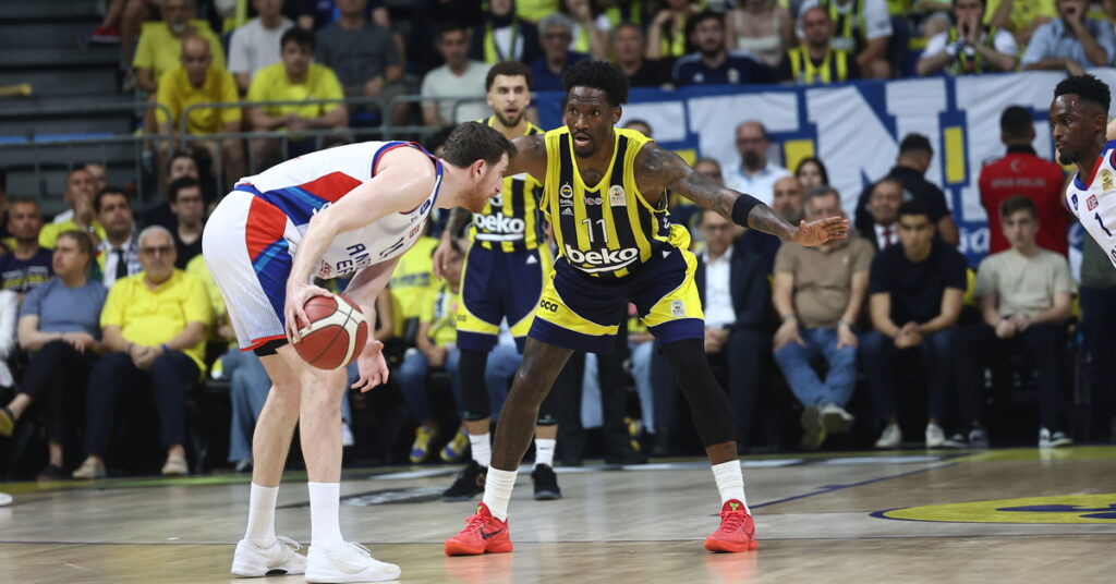 Fenerbahçe Beko-Anadolu Efes Play-Off Finalinde Kritik Maç!