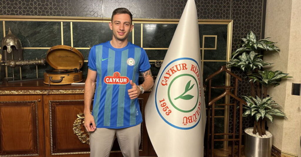 Çaykur Rizespor’un Yeni Transferi Giannis Papanikolaou İmzaladı