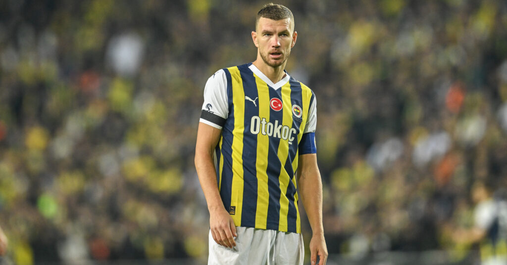 Fenerbahçe Taraftarı Destek Verdi! Dzeko’ya Tam Destek