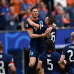Hollanda, Polonya’yı deplasmanda devirdi!