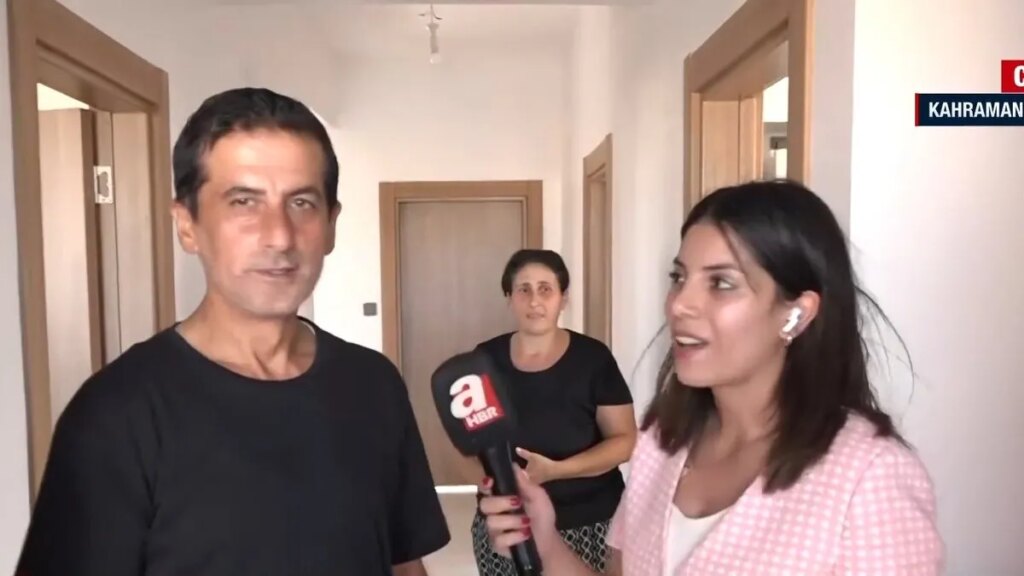 Depremzede Aile A Haber’i Yeni Evlerinde Ağırladı