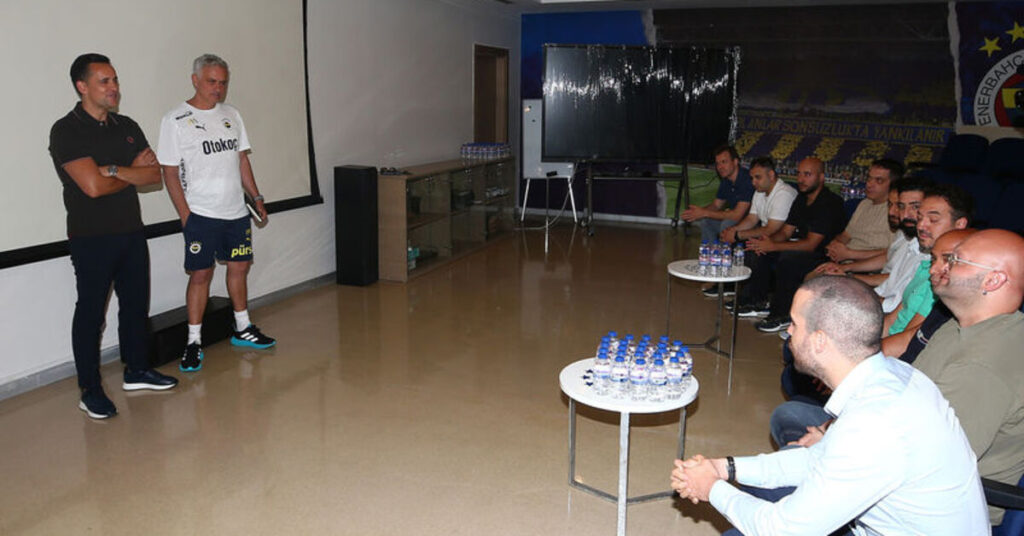Mourinho Fenerbahçe’de Göreve Başladı!