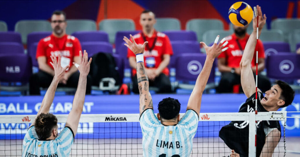 A Milli Erkek Voleybol Takımı Arjantin’e 3-0 yenildi!
