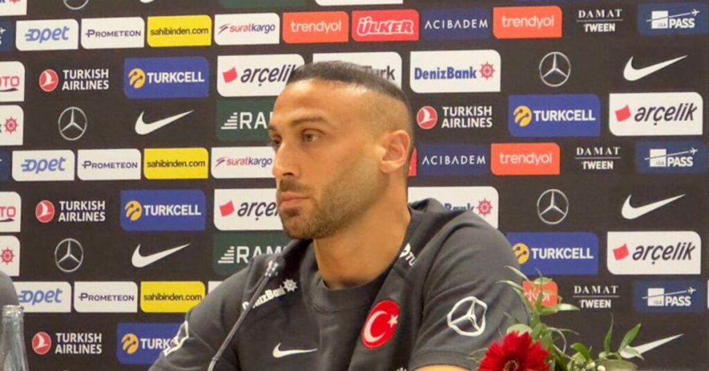 Cenk Tosun: Pepe Sahada Parlıyordu