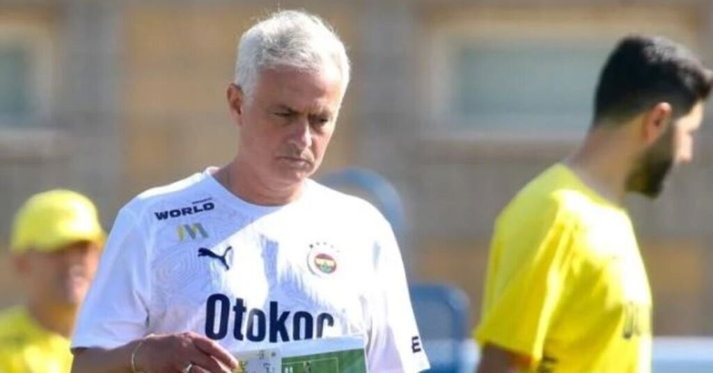 Fenerbahçe Sezon Öncesi İlk Antrenmana Başladı