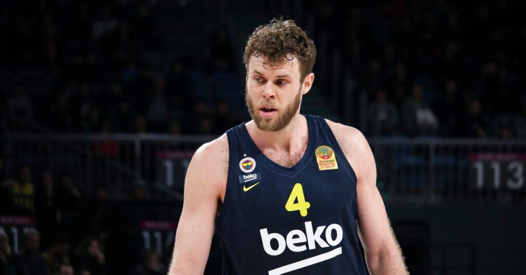 Fenerbahçe Nicolo Melli’yi yeniden kadrosuna kattı