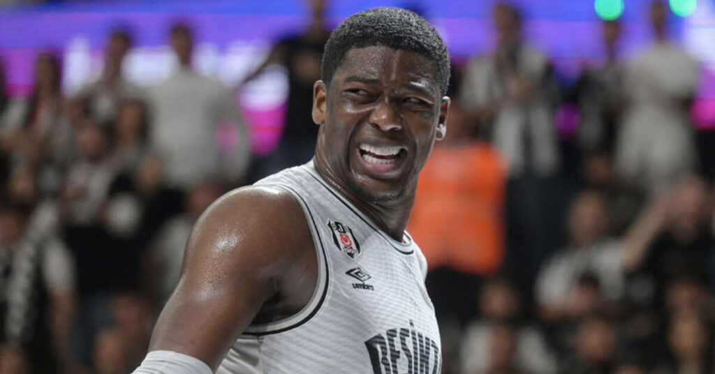 Beşiktaş Basketbol Takımı, 4 oyuncuyla yollarını ayırdı