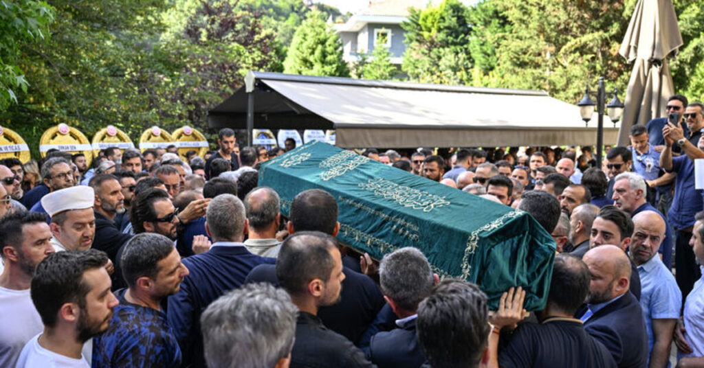 Volkan Demirel’in babası Ali Naci Demirel toprağa verildi