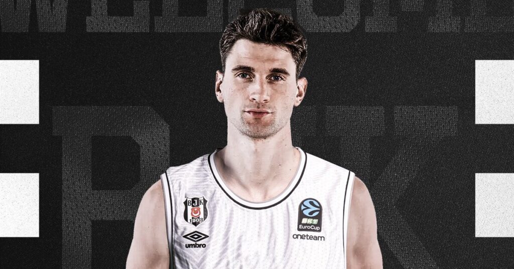 Beşiktaş, ABD’li Oyuncu Dustin Sleva’yı Transfer Etti