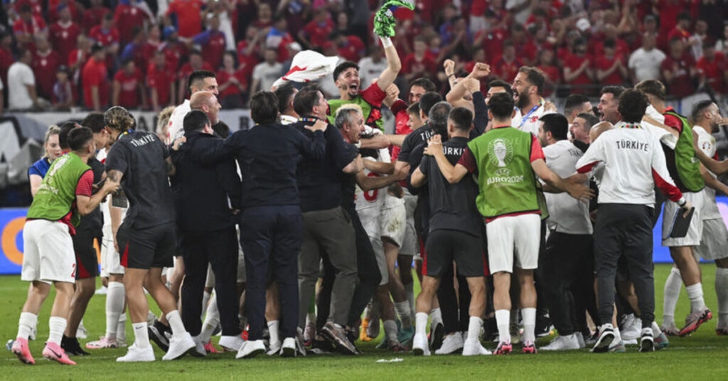 A Milli Futbol Takımı Çekya’yı mağlup ederek bir üst tura yükseldi