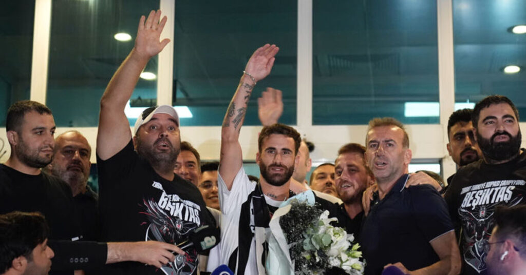 Beşiktaş, Rafa Silva’yı İmzaladı: Detaylar Belli Oldu!
