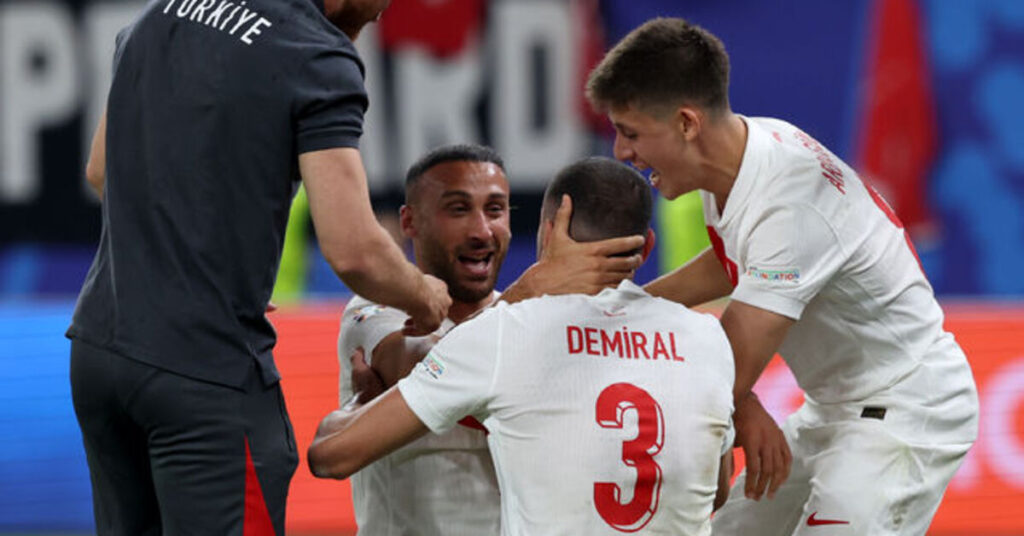 A Milli Takımımız Çekya’yı 2-1 mağlup ederek son 16’ya yükseldi!