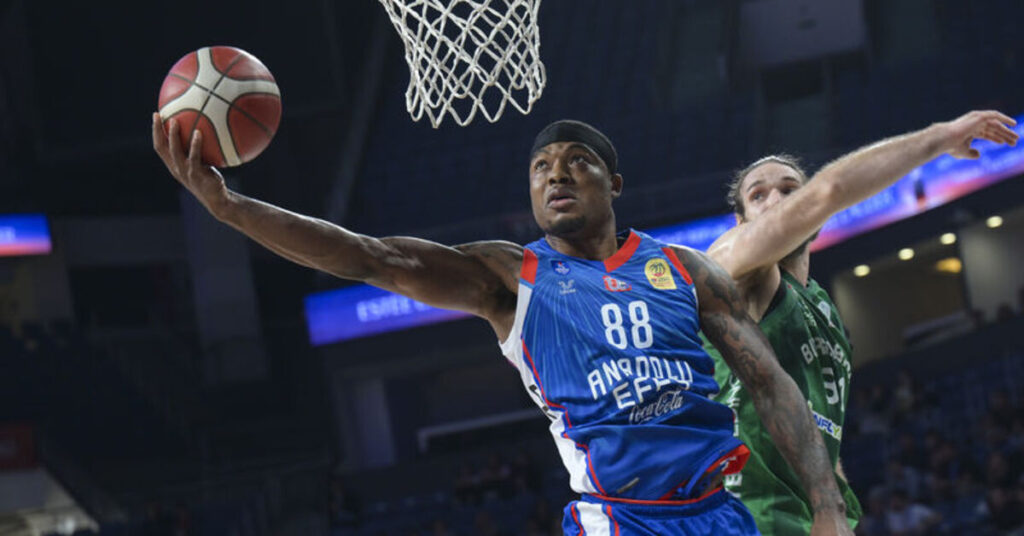 Anadolu Efes, Tyrique Jones’la yollarını ayırdı