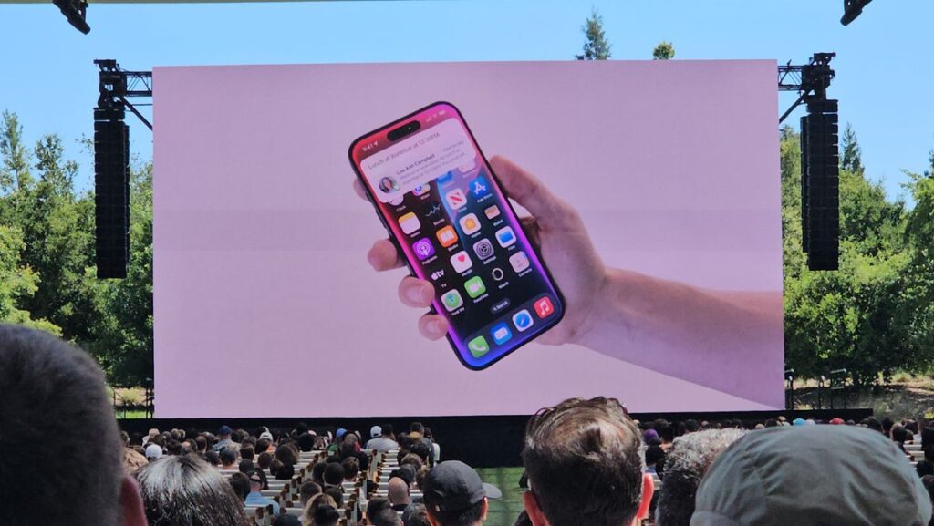 Apple’in iOS 18’ine göz attım ve beğendiklerim, sürprizler ve hayal kırıklıkları!