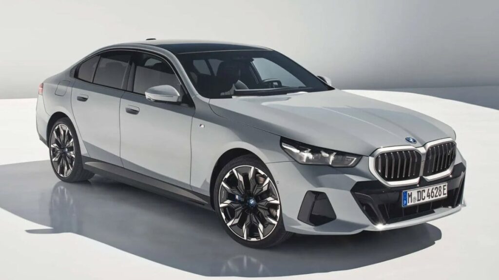 BMW 520i Sedan Türkiye’de Satışa Çıktı!