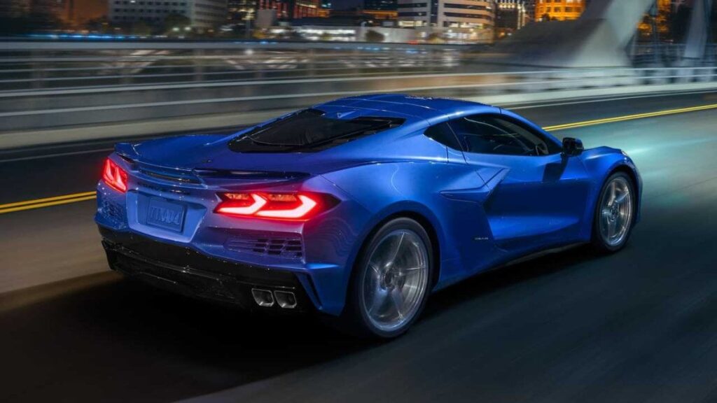 Chevrolet Corvette Modelleri Geri Çağırıyor!