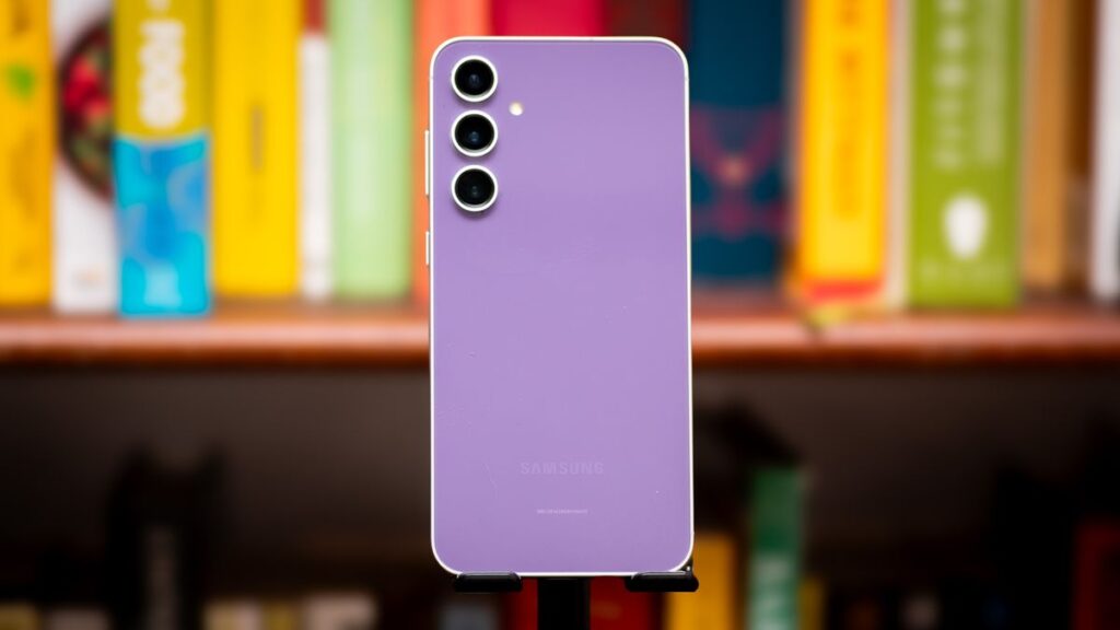Samsung Galaxy S24 FE Renk Seçenekleri – Rossi
(Türkçesi: Samsung Galaxy S24 FE Color Options – Rossi)