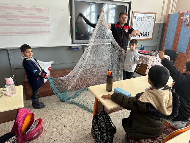 Ağrı’da İlkokul Öğrencilerine Su Ürünleri Eğitimi!