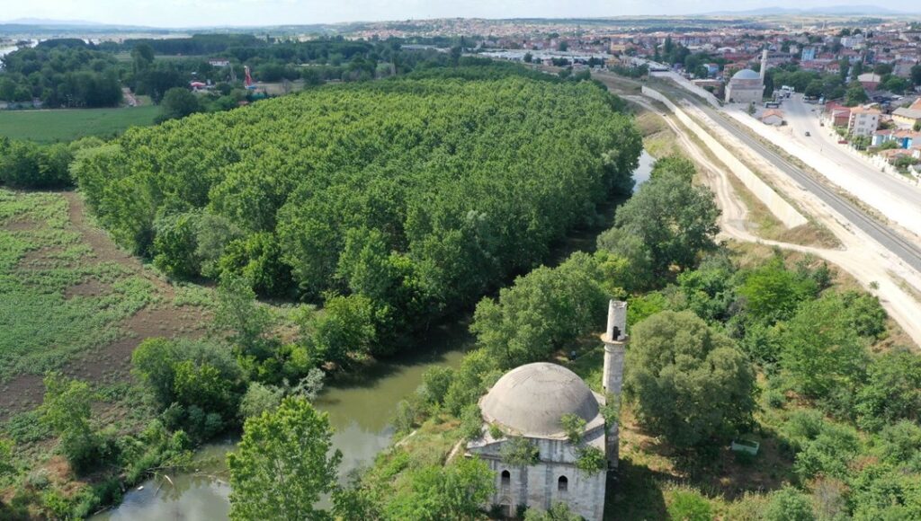 Tarihi cami restore edilecek!