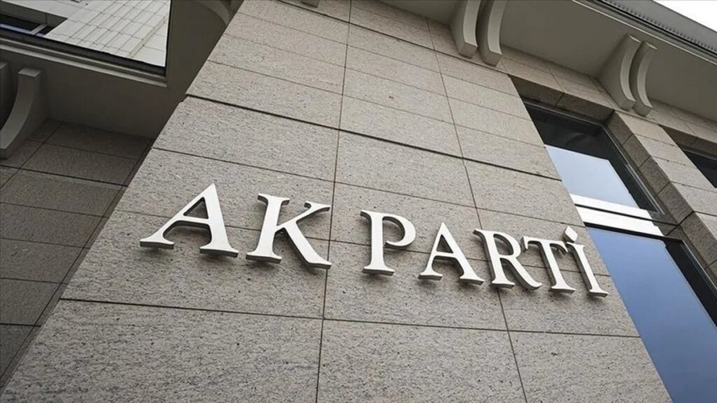 AK PARTİ’DE İL BAŞKANLARI DEĞİŞTİ!