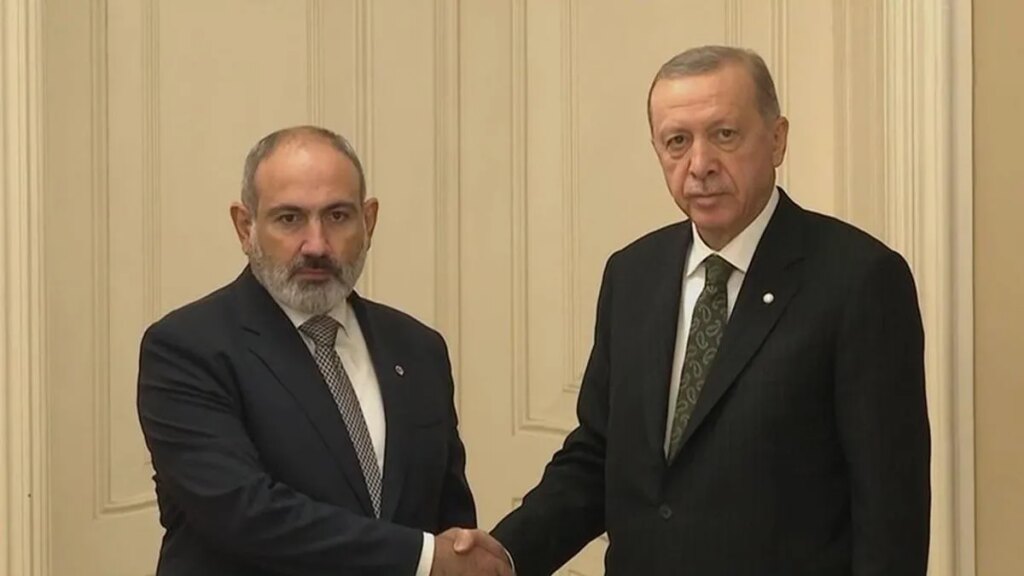 Erdoğan-Paşinyan Görüşmesi: Bayram Tebrikleri ve İlişkilerin Normalleştirilmesi