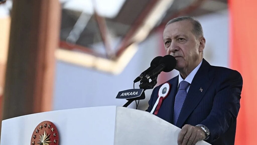 Erdoğan: Hukuk ve Kanunlara Uyarak Görevinizi Yapın