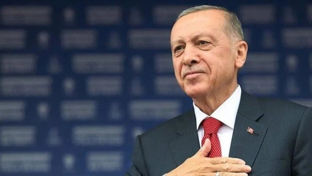 Bakan Erdoğan’dan A Milli Futbol Takımına Tebrik Telefonu!