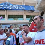 CHP’li Cemil Tugay’a Karşı Slogan Atan Memurlar!