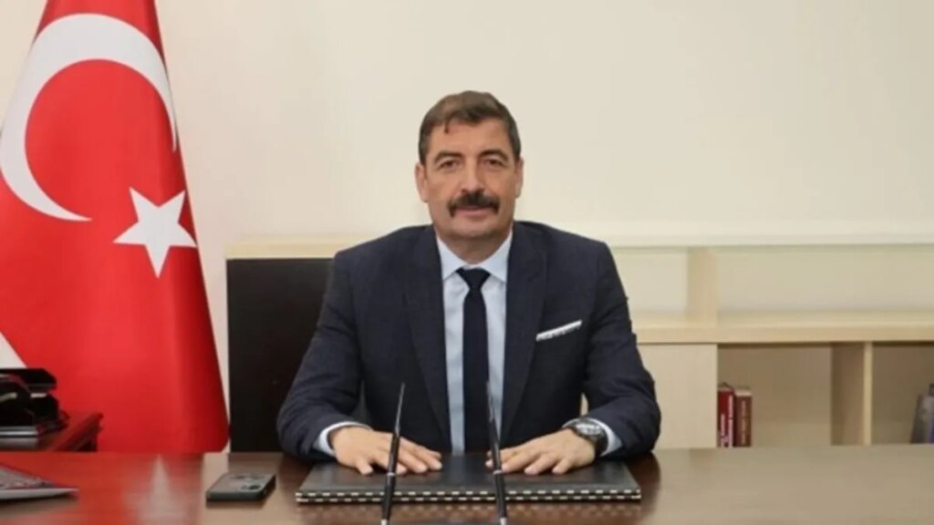 Kula Belediye Başkanı’ndan Makam Odasında Darp İddiası!