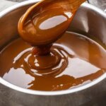 Karamelize Etmek: Şekeri Karamele Dönüştürmek